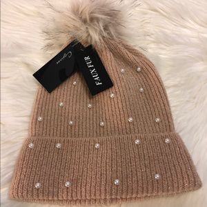 Pearl Winter Beanie Hat with Faux Fur Pom Pom